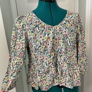 🍁 a.n.a Floral Peasant Top